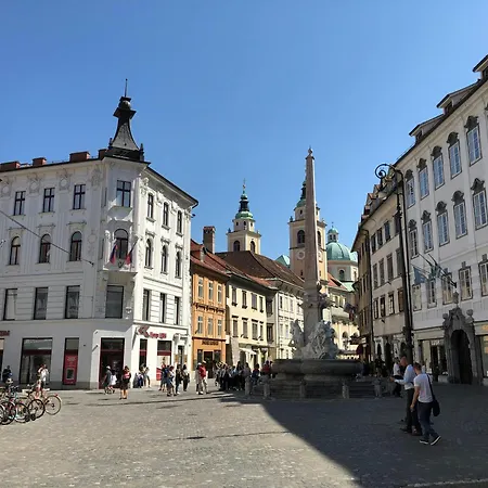 Courtyard Studio City Center Ljubljana Exterior photo
