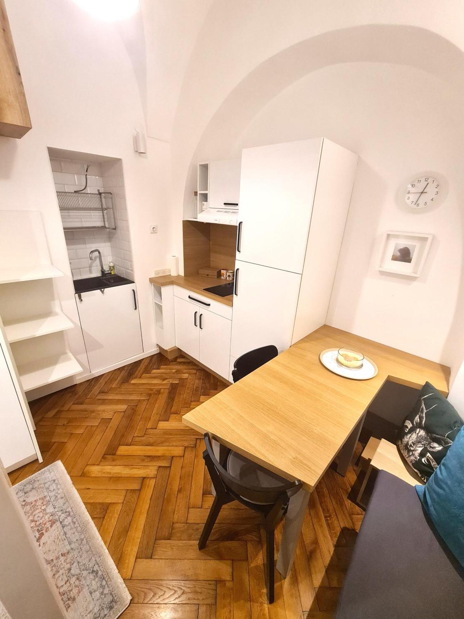 Apartamento Courtyard Center